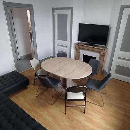 Appart - Hotel La Batisse De Saint-Chamond Bagian luar foto