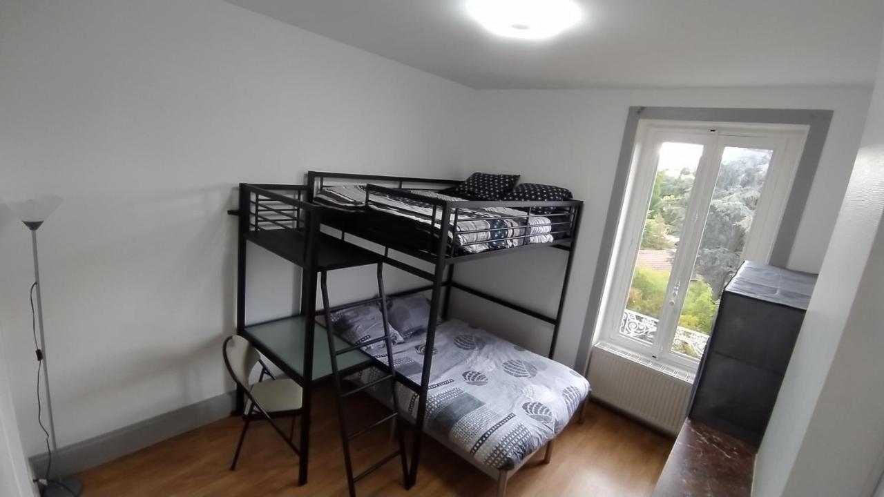 Appart - Hotel La Batisse De Saint-Chamond Bagian luar foto