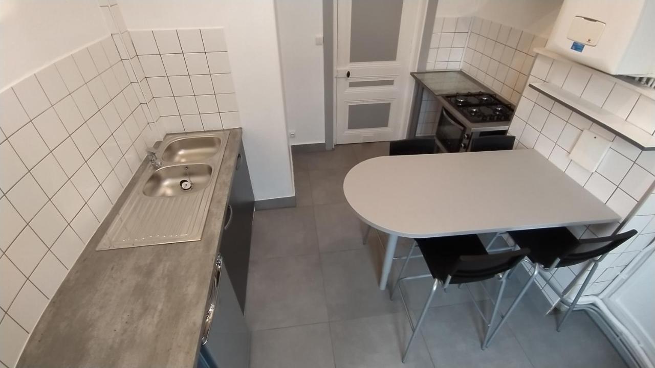 Appart - Hotel La Batisse De Saint-Chamond Bagian luar foto